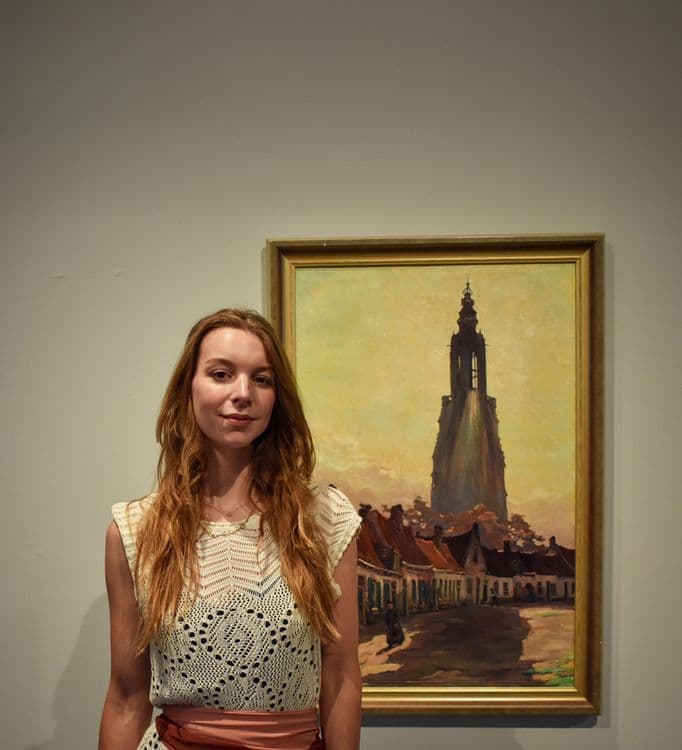 Amorfortia Q&A with our curator Dorine